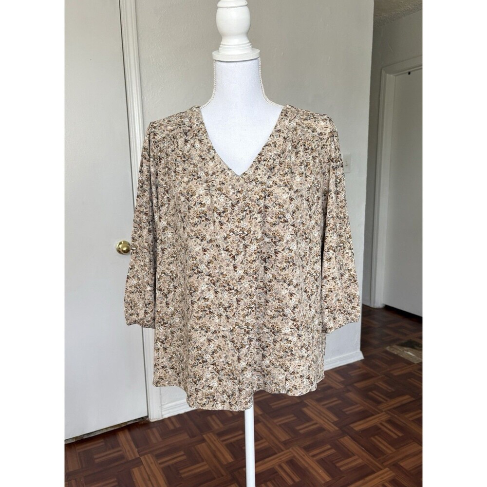 St. John's Bay Women's Beige, Brown, Tan Floral Print Bishop Sleeves Top Size 1X